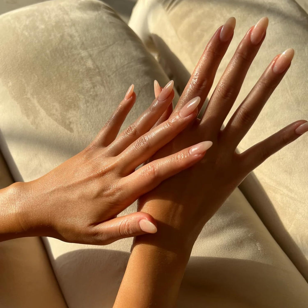 + Lux Unfiltered - N°24 Fountain of Youth Hand Cream - Vanilla Caviar